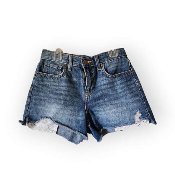 Old Navy Pants - Old Navy shorts for women size 12
